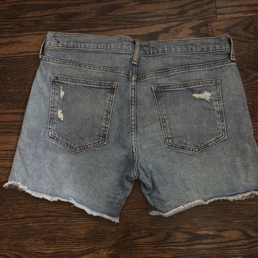 GAP Women's Distressed Denim Shorts - 5 inch inseam - Picture 2 of 3
